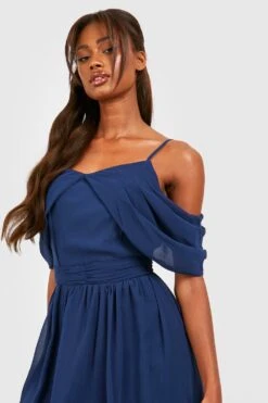 BOOHOO Robe Mi-longue Drapée à épaules Dénudées -BOOHO Kleidung Magasin fzz26447 navy xl 3