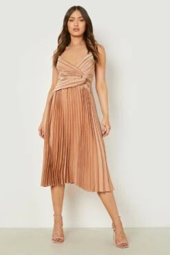 BOOHOO Robe Mi-longue Satinée Effet Plissé -BOOHO Kleidung Magasin fzz40543 bronze xl 2
