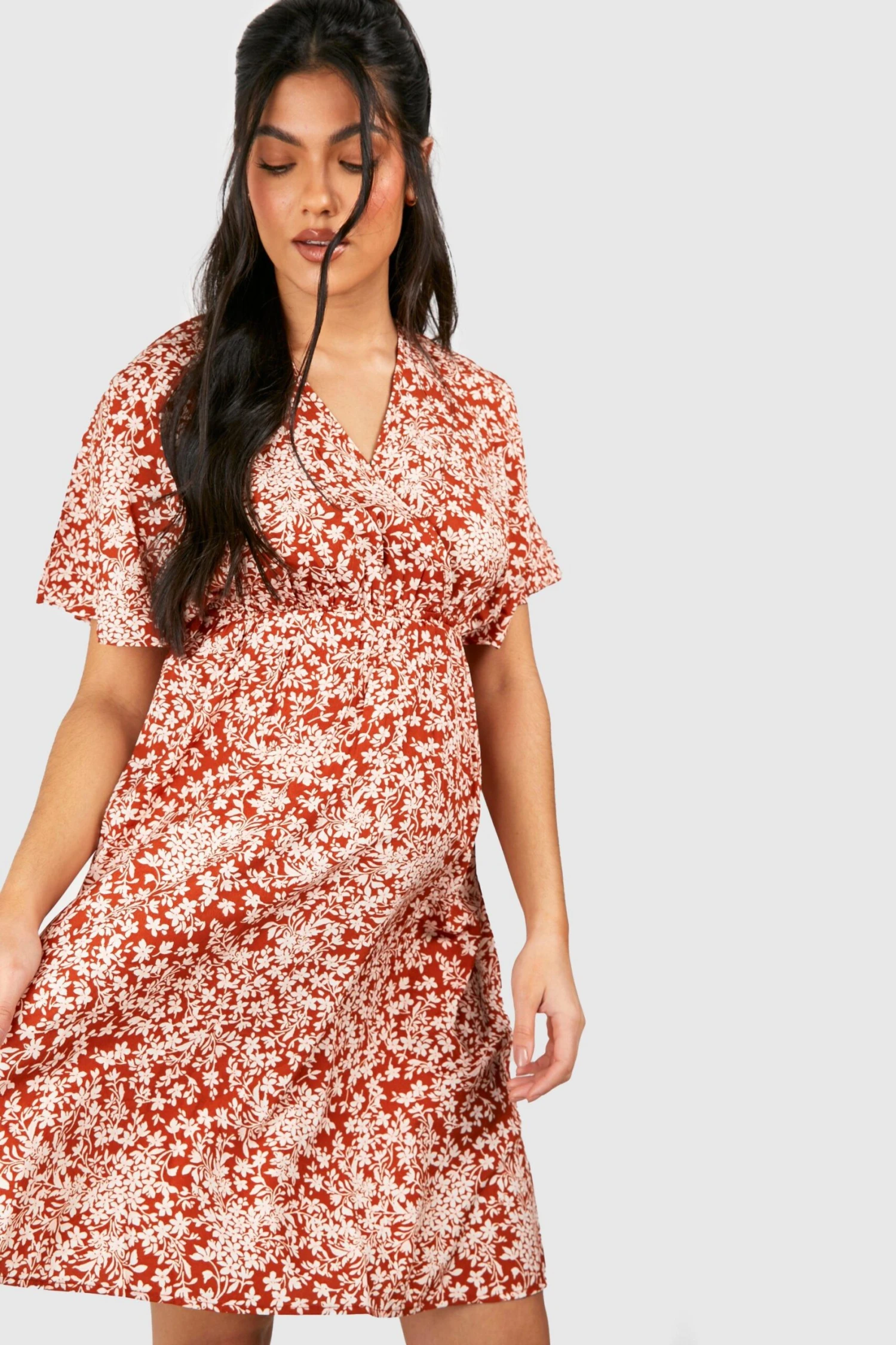 Maternité - Robe Cache-cœur Volantée à Imprimé Fleuri 6 Maternité - Robe Cache-cœur Volantée à Imprimé Fleuri – Image 4