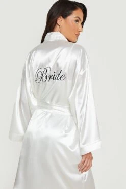 Ensemble Satiné à Broderie Bride Avec Nuisette Et Robe De Chambre -BOOHO Kleidung Magasin gzz17063 white xl 3