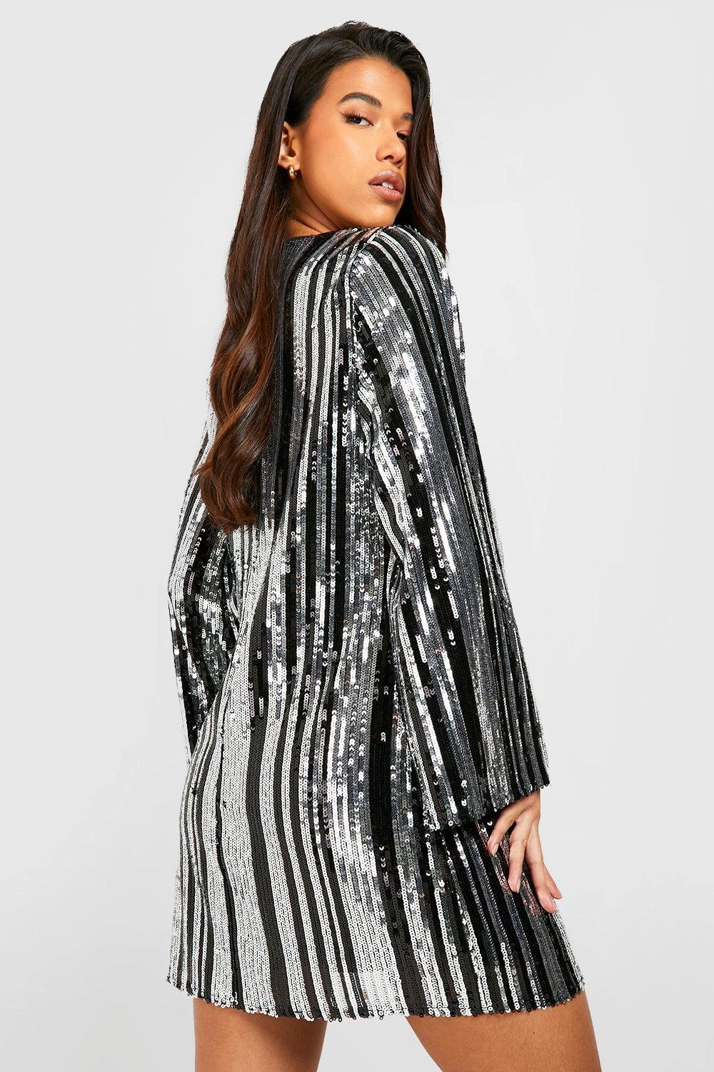 Tall - Robe Courte à Manches Courtes 4 Tall - Robe Courte à Manches Courtes – Image 2