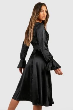 Robe Portefeuille Mi-longue Satinée -BOOHO Kleidung Magasin gzz25460 black xl 1