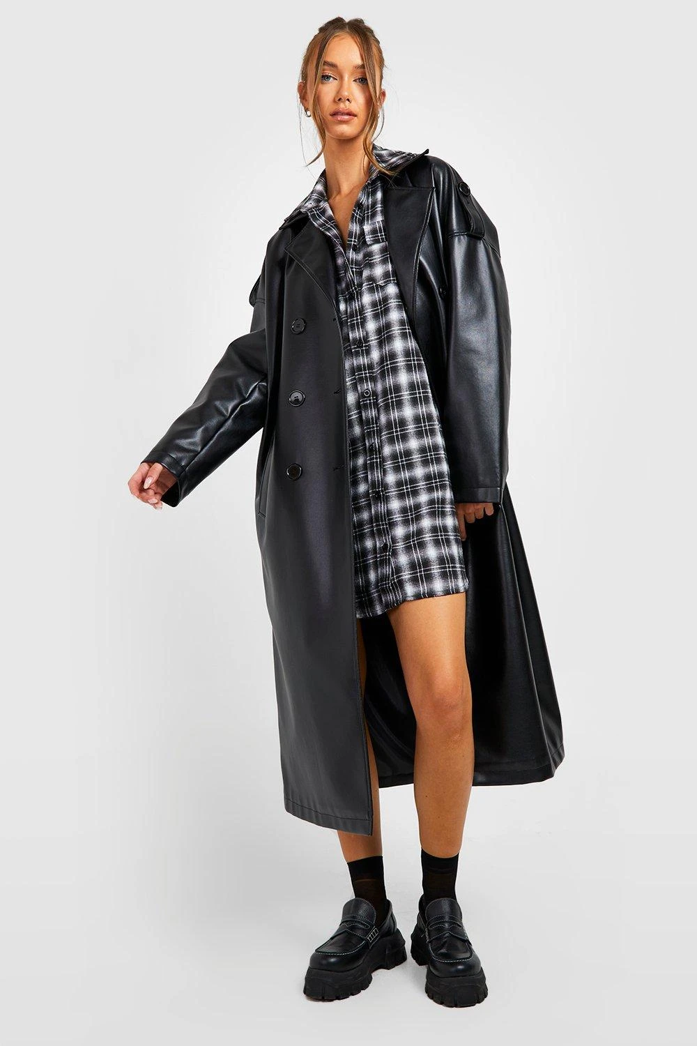 Robe Chemise Oversize à Carreaux 5 Robe Chemise Oversize à Carreaux – Image 3