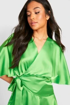 Petite - Robe Portefeuille Satinée à Volants -BOOHO Kleidung Magasin gzz27414 lime xl 3