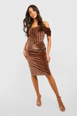 Robe En Velours à épaules Dénudées 8 Robe En Velours à épaules Dénudées -BOOHO Kleidung Magasin gzz28091 mocha xl 2