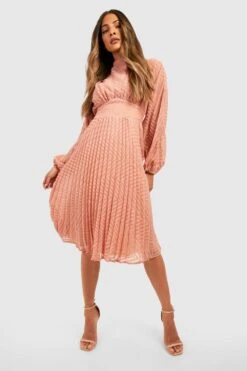 Robe Mi-longue à Col Montant