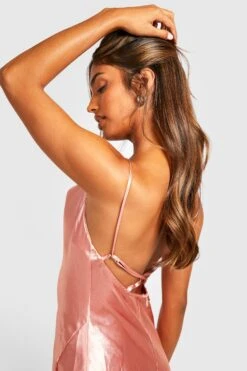 Robe Longue Satinée à Col Bénitier -BOOHO Kleidung Magasin gzz29268 pink xl 3