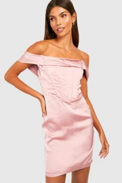 BOOHOO Robe Courte Satinée Drapée -BOOHO Kleidung Magasin gzz29396 rose xl 3