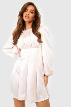 Robe Patineuse Satinée