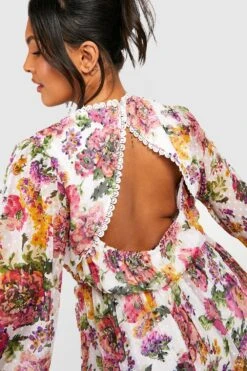 BOOHOO Grande Taille - Robe Patineuse Fleurie En Mesh -BOOHO Kleidung Magasin gzz38558 ivory xl 3