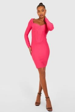 Tall - Robe Courte à Manches Longues