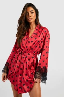 Saint-Valentin - Robe De Chambre Satinée à Dentelle En Cœur