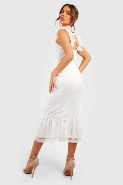 BOOHOO Robe Longue En Plumetis à Armatures -BOOHO Kleidung Magasin gzz48373 white xl 1