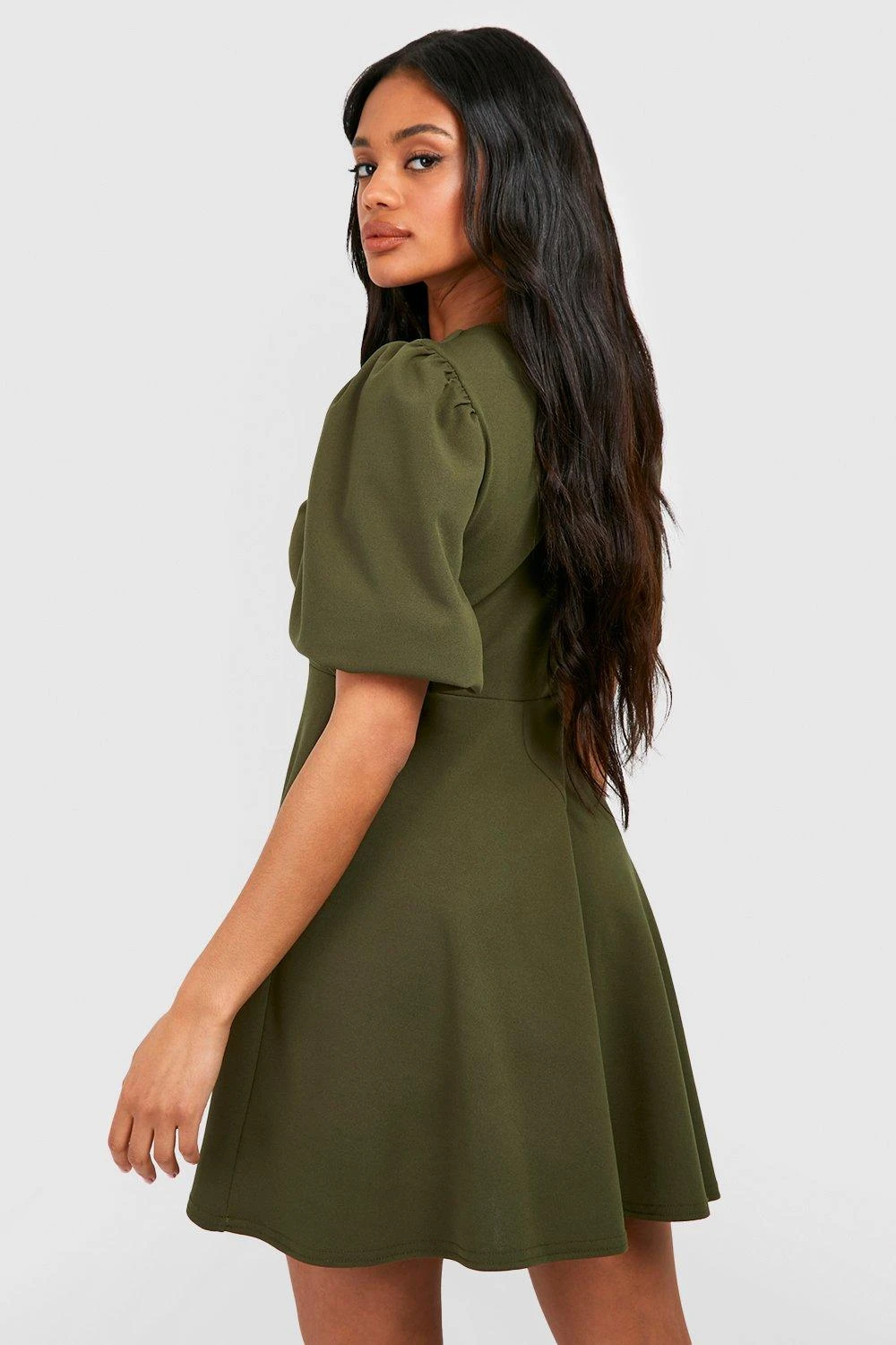 Robe Patineuse Froncée à Manches Bouffantes 4 Robe Patineuse Froncée à Manches Bouffantes – Image 2