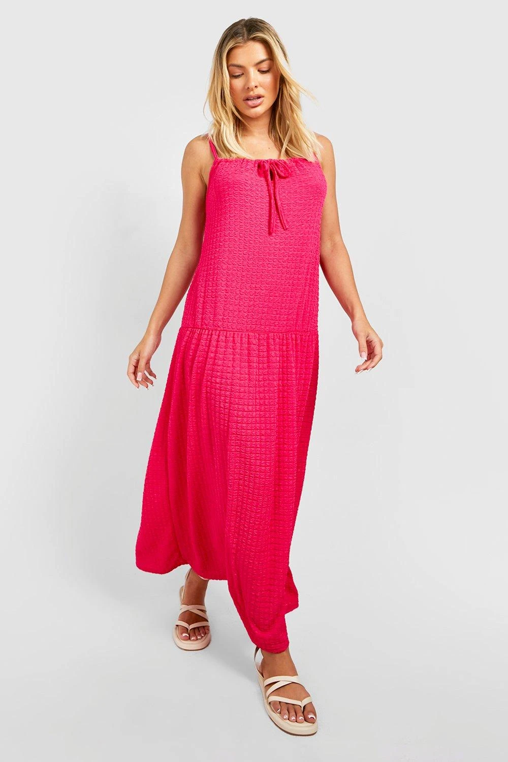 Robe Mi-longue Texturée à Volants 3 Robe Mi-longue Texturée à Volants