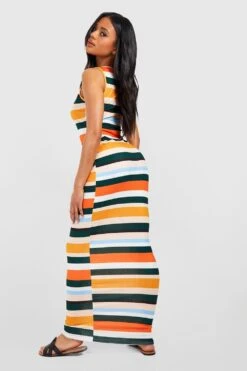 Robe Longue Côtelée Rayée à Col Rond -BOOHO Kleidung Magasin gzz51432 mocha xl 1