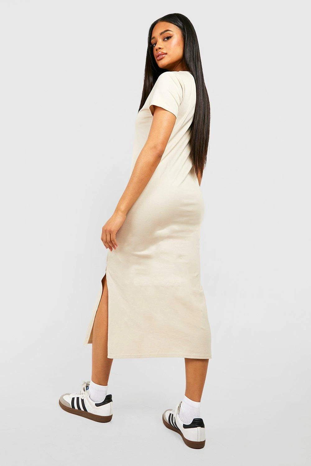 Robe T-shirt En Coton à Col V 4 Robe T-shirt En Coton à Col V – Image 2