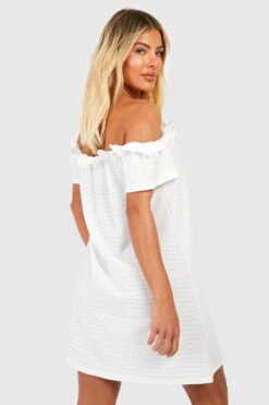 Robe Babydoll Texturée à épaules Dénudées 7 Robe Babydoll Texturée à épaules Dénudées -BOOHO Kleidung Magasin gzz52210 ivory xl 1
