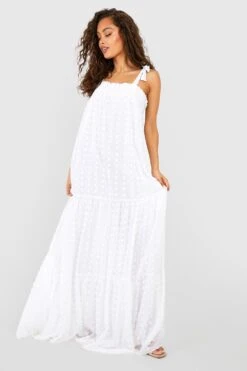 Robe Plumetis Nouée