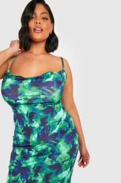 BOOHOO Grande Taille - Robe Longue Imprimée à Col Bénitier -BOOHO Kleidung Magasin gzz57196 green xl 3