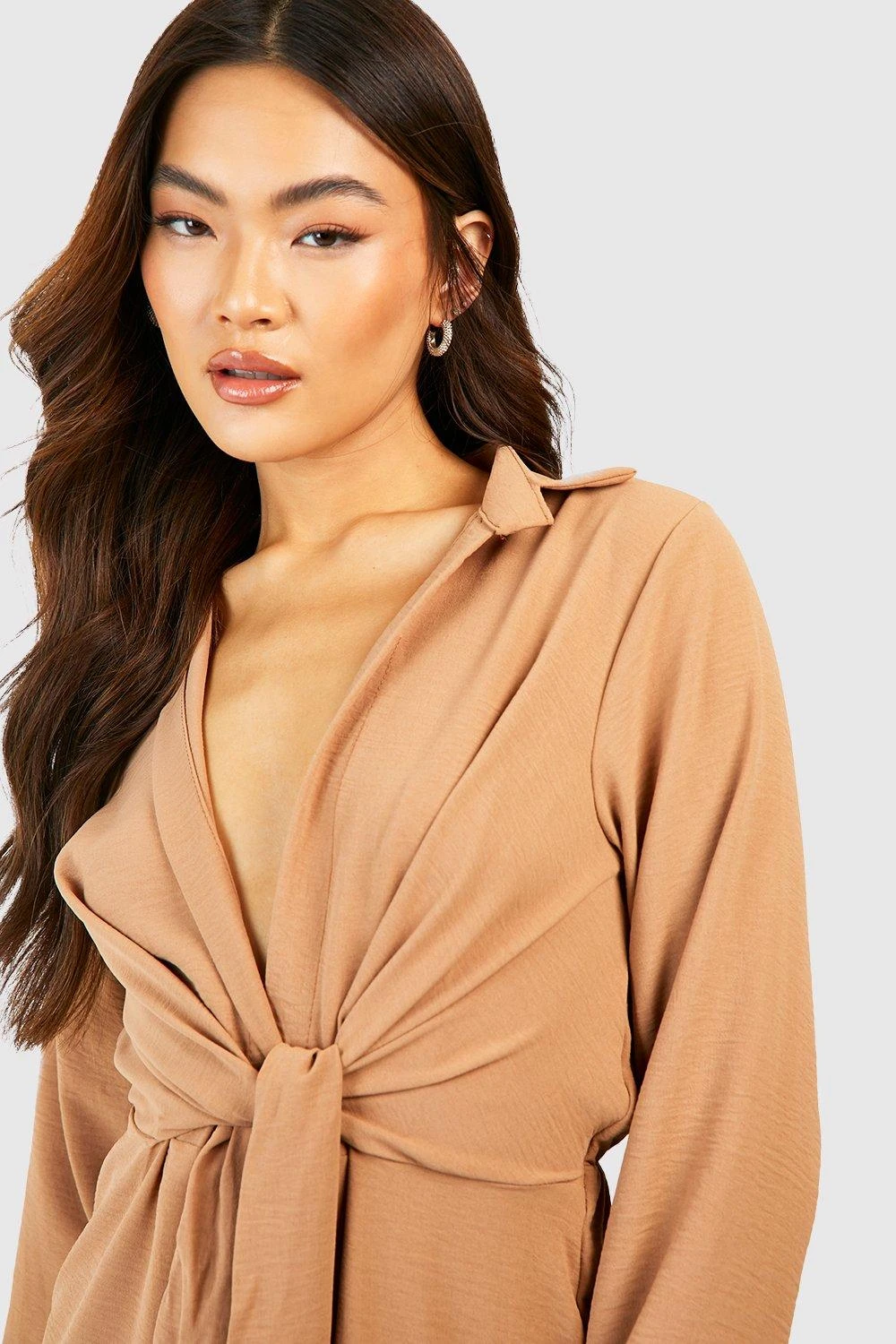 Robe Chemise Martelée Nouée 6 Robe Chemise Martelée Nouée – Image 4