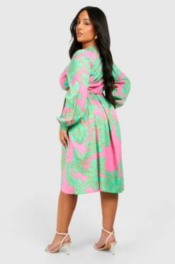 Grande Taille - Robe Portefeuille Satinée Fleurie -BOOHO Kleidung Magasin gzz58744 pink xl 1