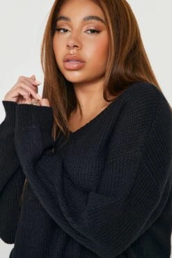 BOOHOO Grande Taille - Robe Pull à Col En V -BOOHO Kleidung Magasin pzz63258 black xl 3