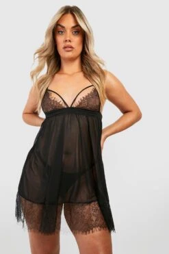 Grande Taille - Robe Nuisette En Mesh à Détails En Dentelle