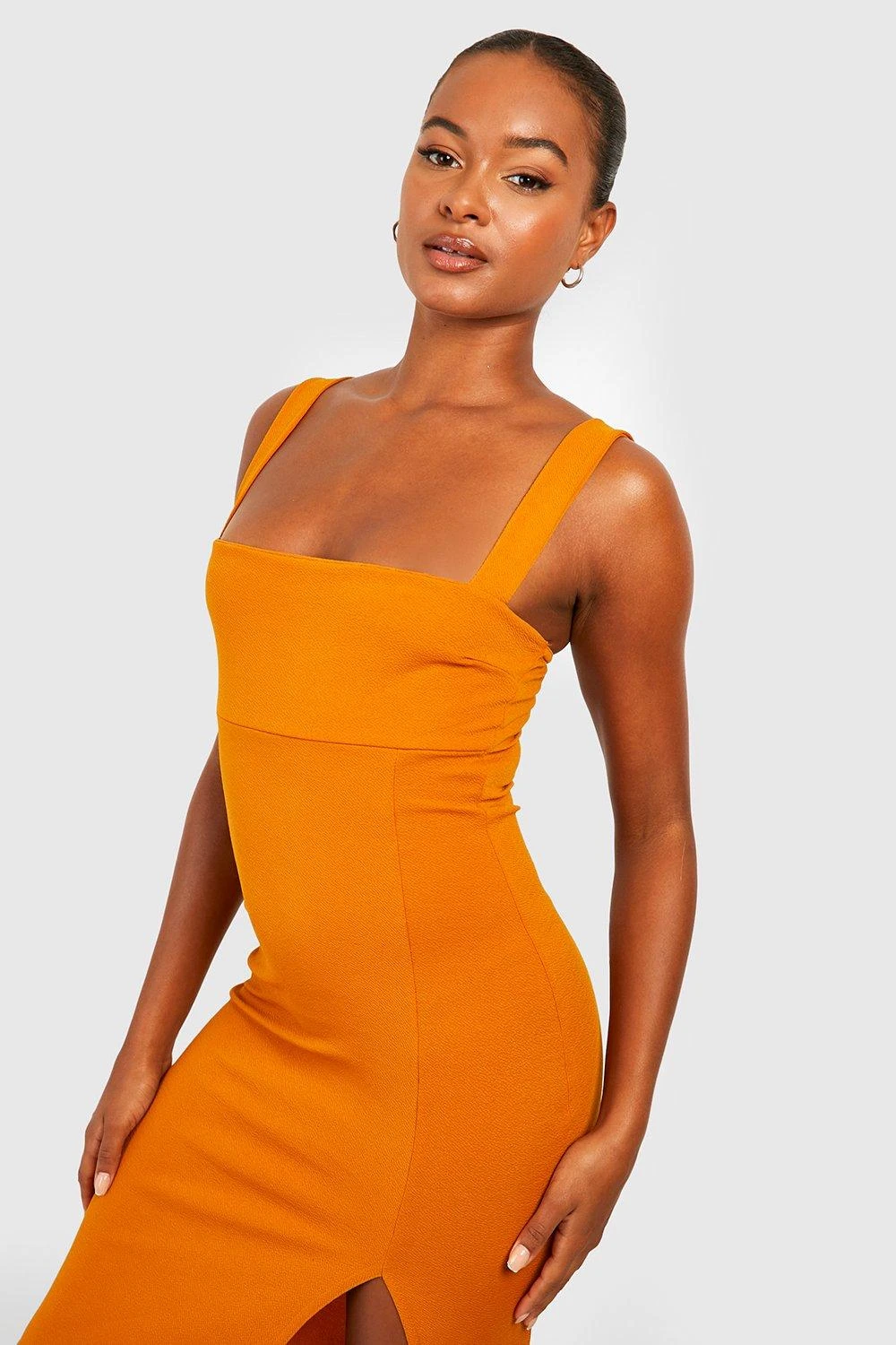 Tall - Robe Longue Fendue à Col Carré 6 Tall - Robe Longue Fendue à Col Carré – Image 4